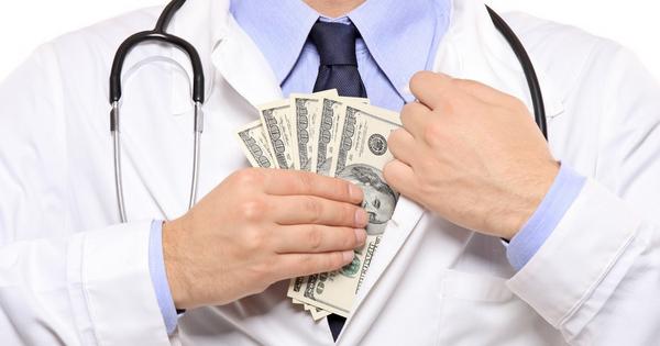 Como os médicos ganham mais do que a renda média nos Estados