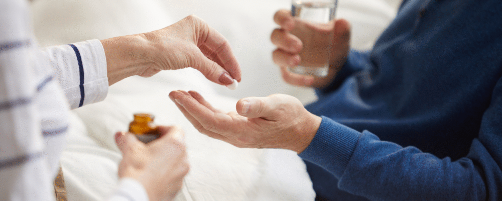 Mortalidade da suspensão de estatinas em pacientes idosos submetidos à polifarmácia