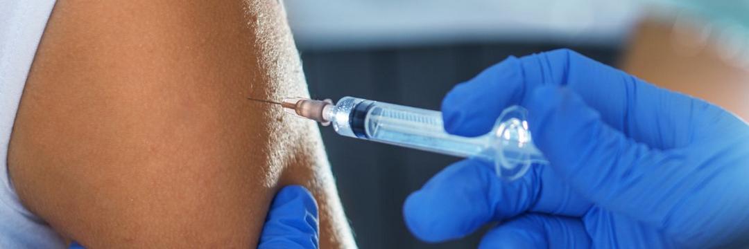 Monkeypox: EUA vai ofertar vacina em doses menores e aumentar número de imunizados