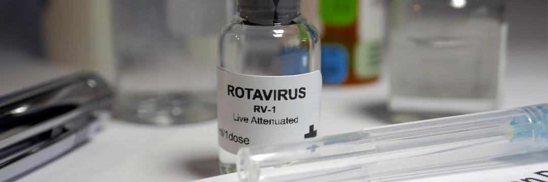 Rotavírus é principal causa de diarreias que levam crianças à morte em países de média e baixa renda